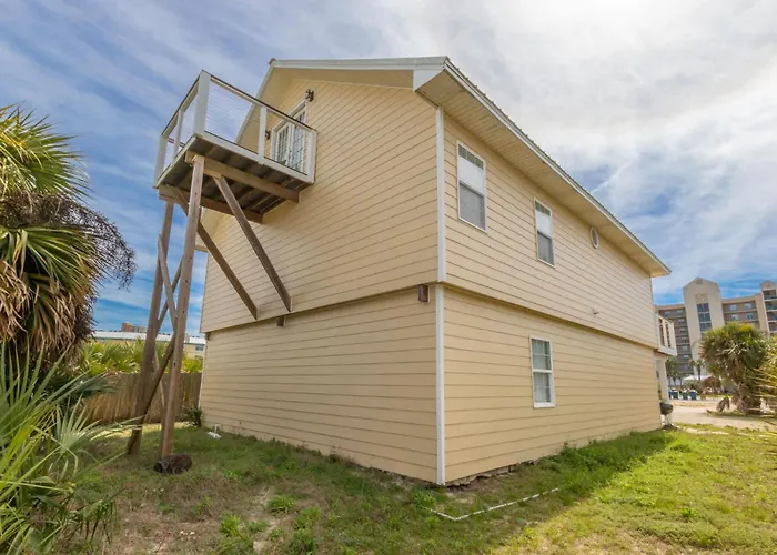 Holiday home Sel De Vie A Side 4 Bedrooms Sleeps 10 *